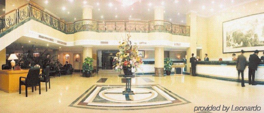 Ming Yuan Hotel Наньнін Інтер'єр фото